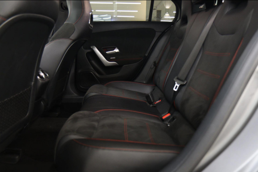 Mercedes-Benz A-Klasse 200 AMG NAP/PANO/KEYLESS/CARPLAY/SFEER/VOL