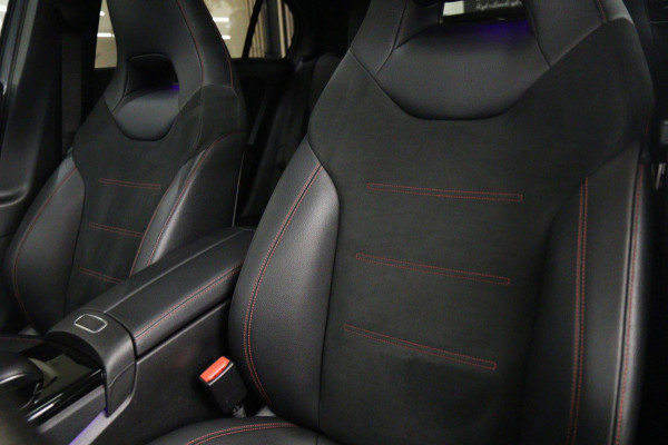 Mercedes-Benz A-Klasse 200 AMG NAP/PANO/KEYLESS/CARPLAY/SFEER/VOL
