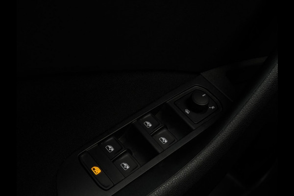 Škoda Kamiq 1.0 TSI Bns. Edition GARANTIE PDC SPORTVELGEN LED AIRCO