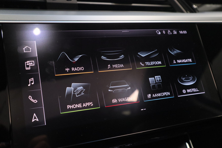 Audi e-tron e-tron 50 quattro Launch edition plus 71 kWh Memory Keyless Go/Start ACC ECC Carplay