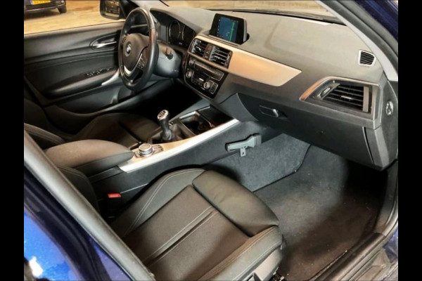 BMW 1-serie 116i Executive, Sport-stoelen, Nieuwe Vanos! (€1300,-)
