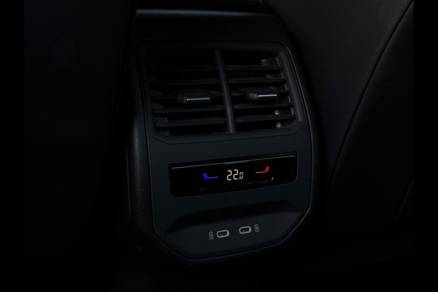 CUPRA Leon Sportstourer 1.5 e-TSI 2025 GARANTIE NAVI CLIMATE APPLE CARPLAY LEDER