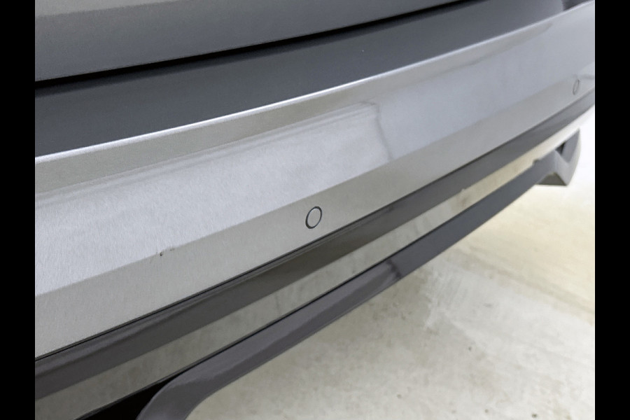 Škoda Kamiq 1.0 TSI Monte Carlo Edition(Dealer OnderH, Panorama, Carplay/ Android, Digitale Dash, Camera, Kuipstoelen, Etc)