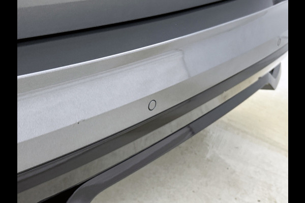 Škoda Kamiq 1.0 TSI Monte Carlo Edition(Dealer OnderH, Panorama, Carplay/ Android, Digitale Dash, Camera, Kuipstoelen, Etc)