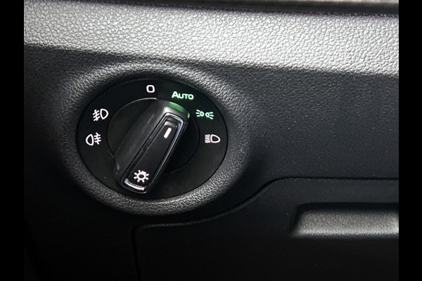 Škoda Kamiq 1.0 TSI Monte Carlo Edition(Dealer OnderH, Panorama, Carplay/ Android, Digitale Dash, Camera, Kuipstoelen, Etc)