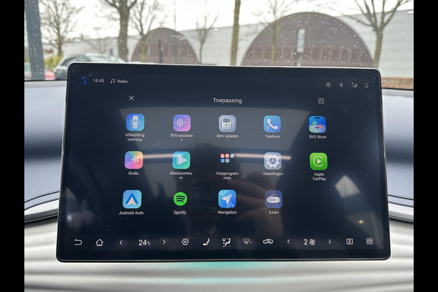 BYD ATTO 3 Design SOH 94% | GROOT SCHERM + ELEKTRISCHE KOFFERRUIMTEKLEP | COMPLETE AUTO | RIJKLAAR INCL. FABRIEKSGARANTIE T/M 2029 | AANDRIJFLIJN EN ACCU T/M 2031