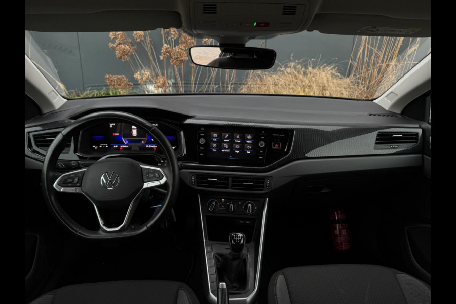 Volkswagen Polo 1.0 TSI Life GARANTIE NAVI APPLE CARPLAY ECC SPORTVELGEN