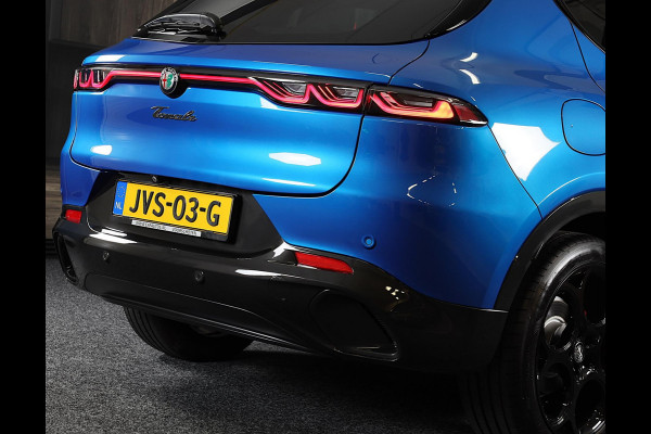 Alfa Romeo Tonale 1.5T Hybrid Veloce / Acc / Lane Assist / Leder / 360 Camera / HK / Open Pano / Led / Pdc / 20 Inch