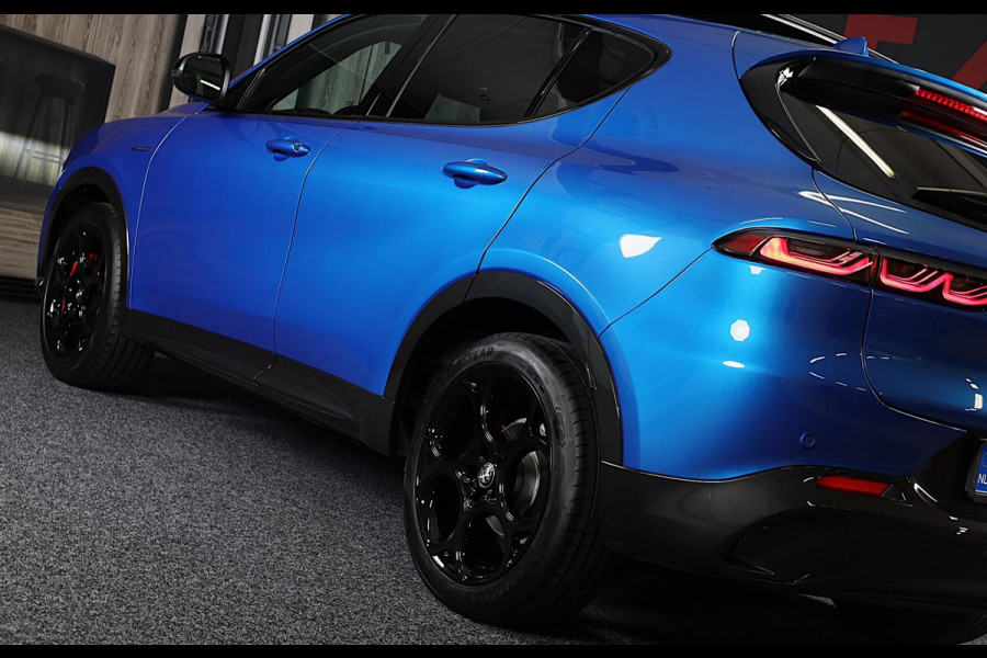 Alfa Romeo Tonale 1.5T Hybrid Veloce / Acc / Lane Assist / Leder / 360 Camera / HK / Open Pano / Led / Pdc / 20 Inch