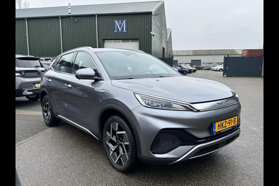 BYD ATTO 3 Design 60 kWh SOH 93% | GROOT SCHERM + ELEKTRISCHE KOFFERRUIMTEKLEP | COMPLETE AUTO | RIJKLAAR INCL. FABRIEKSGARANTIE T/M 2029 | AANDRIJFLIJN EN ACCU T/M 2031
