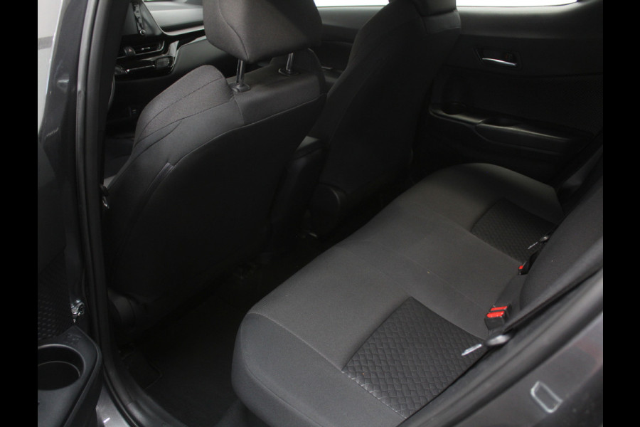 Toyota C-HR 1.8 Hybrid Active CAMERA | ADAPCRUISE | CARPLAY | LED | LMV17 | AFNBTRHAAK | STOELVERW | CLIMATE