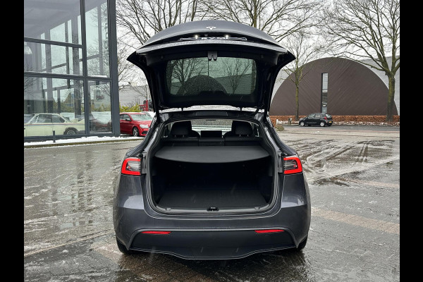 Tesla Model Y Long Range AWD 75 kWh SOH 96% | AFNEEMBARE TREKHAAK | STOEL- EN STUURVERWARMING | FABRIEKSGARANTIE |