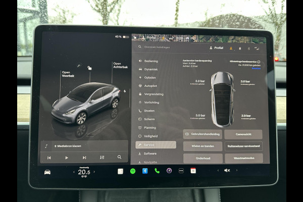 Tesla Model Y Long Range AWD 75 kWh SOH 96% | AFNEEMBARE TREKHAAK | STOEL- EN STUURVERWARMING | FABRIEKSGARANTIE |