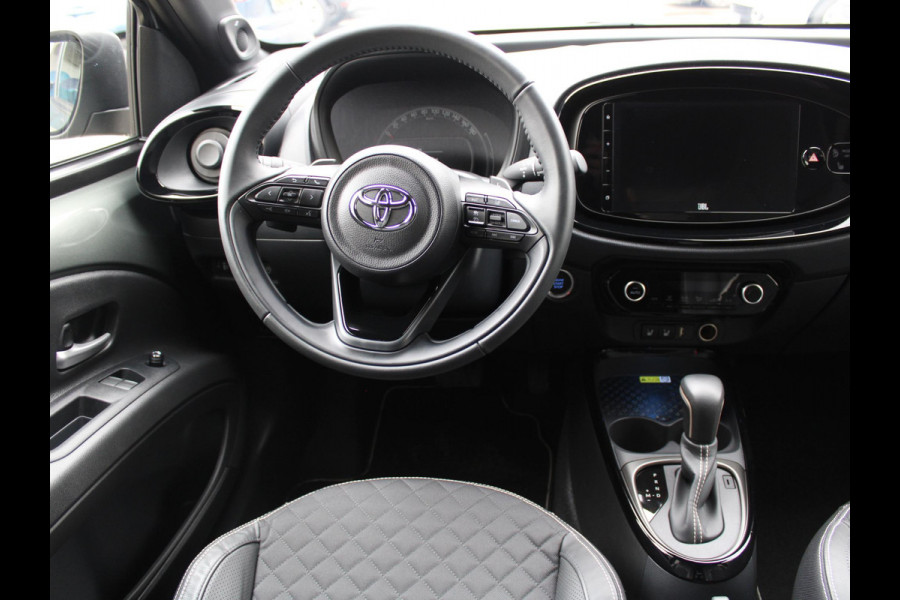 Toyota Aygo X 1.0 VVT-i S-CVT Premium | NAVIGATIE | ACHTERUITRIJCAMERA |