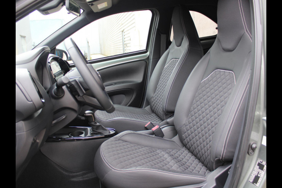 Toyota Aygo X 1.0 VVT-i S-CVT Premium | NAVIGATIE | ACHTERUITRIJCAMERA |