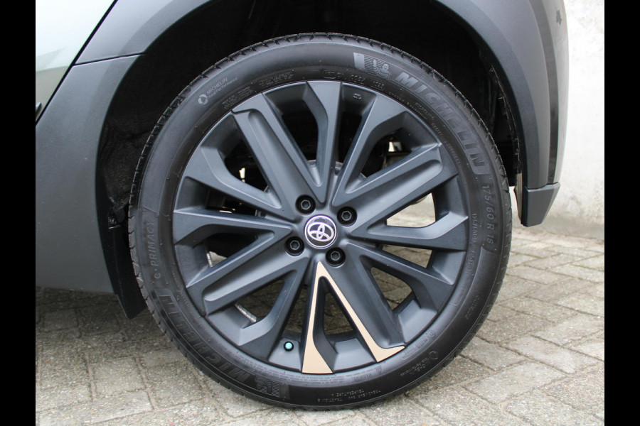 Toyota Aygo X 1.0 VVT-i S-CVT Premium | NAVIGATIE | ACHTERUITRIJCAMERA |