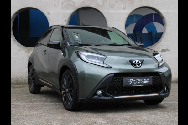 Toyota Aygo X 1.0 VVT-i S-CVT Premium | NAVIGATIE | ACHTERUITRIJCAMERA |