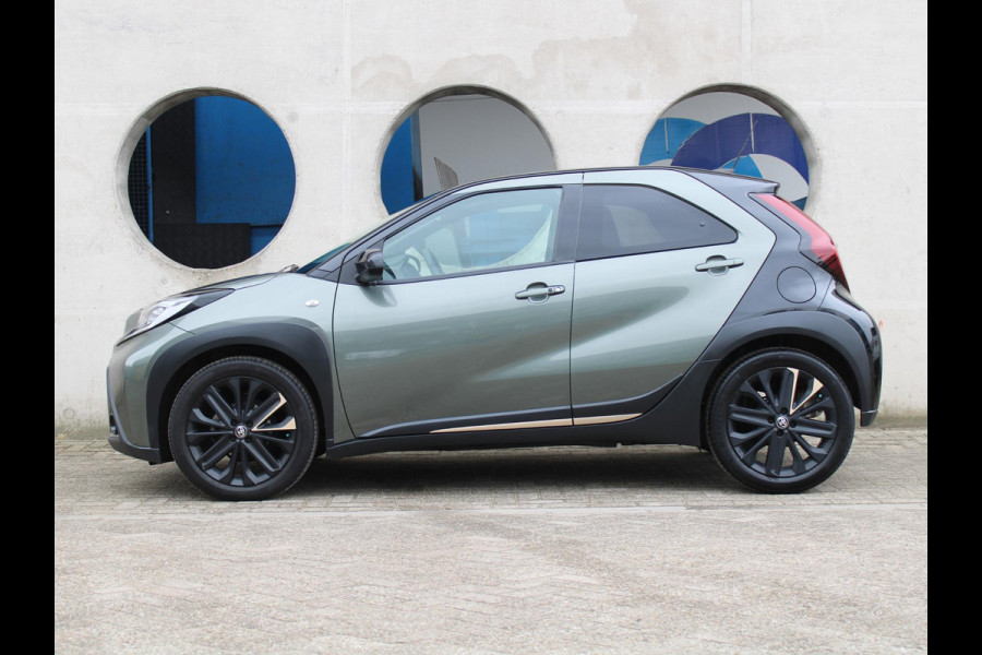 Toyota Aygo X 1.0 VVT-i S-CVT Premium | NAVIGATIE | ACHTERUITRIJCAMERA |