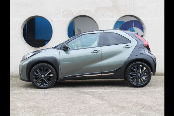 Toyota Aygo X 1.0 VVT-i S-CVT Premium | NAVIGATIE | ACHTERUITRIJCAMERA |