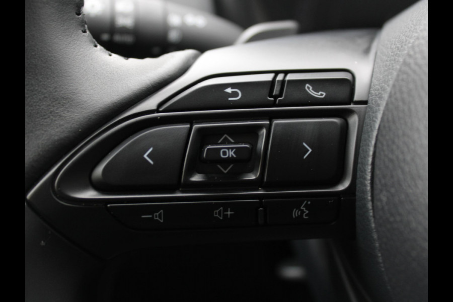 Toyota Aygo X 1.0 VVT-i S-CVT Premium | NAVIGATIE | ACHTERUITRIJCAMERA |