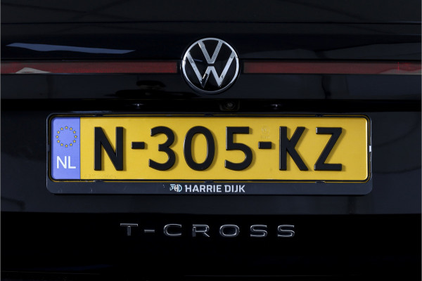 Volkswagen T-Cross 1.5 TSI 150 PK Style - Automaat | Adapt. Cruise | Stoelverw. | PDC | Camera | App. Connect | ECC | Trekhaak | LM 17" |