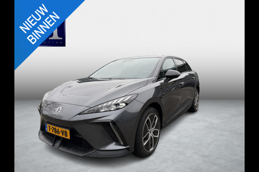 MG Mg4 electric Luxury 64 kWh SOH 95%  7 JAAR GARANTIE BIJ MG| SUPER COMPLETE AUTO| RONDOMZICHT CAMERA| STOEL+ STUUR VERWARMING| DODE HOEK