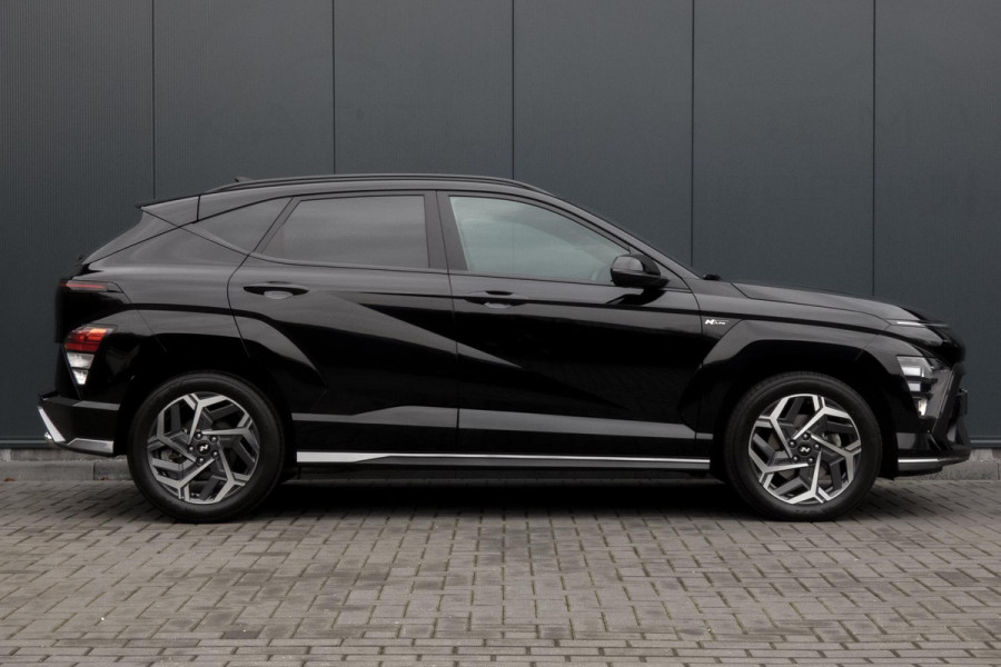 Hyundai Kona 1.6 GDI HEV Comfort Smart N-LINE | CAMERA | STOELVERWAMING | ACC | ELEKTRISCH VERSTELBARE VOORSTOELEN