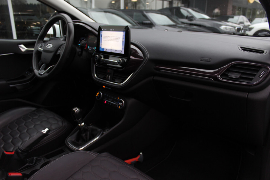 Ford Fiesta 1.0 EcoBoost Vignale Panoramadak / Camera / Leder / 18'' / Navigatie / B&O / Dodehoek / DAB / Stuur+Stoelverwarming / ACC