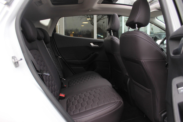 Ford Fiesta 1.0 EcoBoost Vignale Panoramadak / Camera / Leder / 18'' / Navigatie / B&O / Dodehoek / DAB / Stuur+Stoelverwarming / ACC
