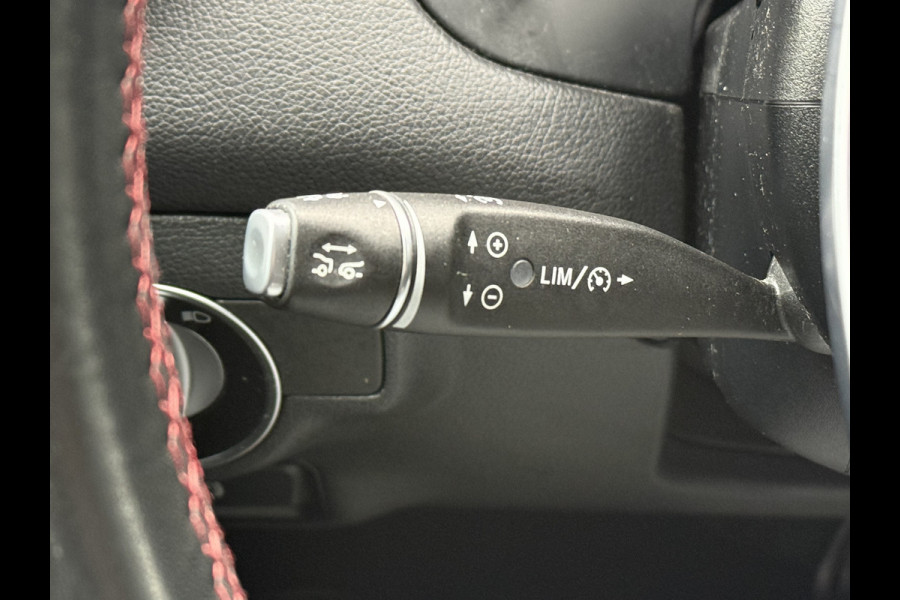 Mercedes-Benz GLA BWJ 2018 | 200 157PK Premium Plus AUTOMAAT | PANO DAK | CAMERA A | AMG-LINE | CLIMA | NAVI | STOELVERW | LEDER/ALCANTARA |