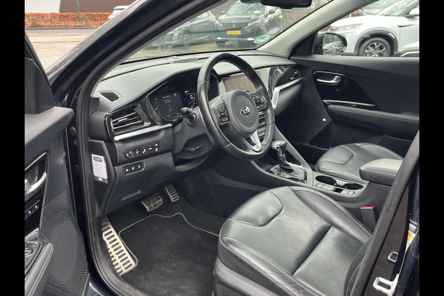 Kia Niro 1.6 GDi PHEV ExecutiveLine PLUG-IN HYBRIDE | 38.000 KM !! |  SCHUIFDAK | JBL AUDIO |  ELEKTRISCHE STOELEN MET GEHEUGEN | STOELVENTILATIE & VERWARMING | LEREN BEKLEDING | STUURWIELVERWARMING |  AFN. TREKHAAK | ALL SEASON BANDEN | KIA DEALER ONDERHOUDEN
