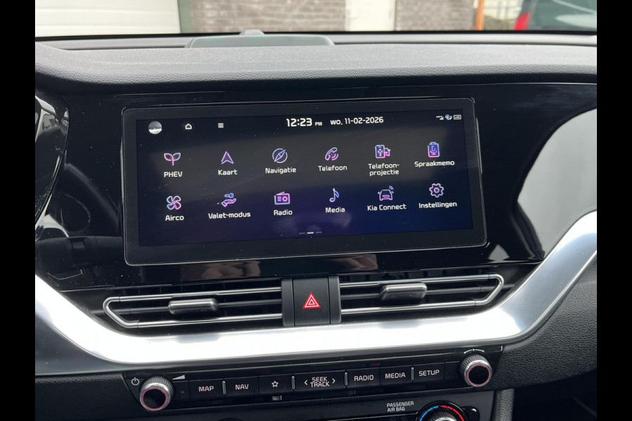 Kia Niro 1.6 GDi PHEV ExecutiveLine PLUG-IN HYBRIDE | 38.000 KM !! |  SCHUIFDAK | JBL AUDIO |  ELEKTRISCHE STOELEN MET GEHEUGEN | STOELVENTILATIE & VERWARMING | LEREN BEKLEDING | STUURWIELVERWARMING |  AFN. TREKHAAK | ALL SEASON BANDEN | KIA DEALER ONDERHOUDEN