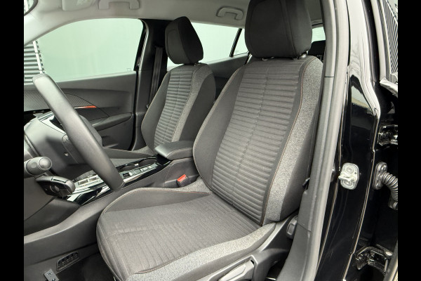 Peugeot e-2008 BWJ 2022 | 136PK EV Active SOH90% Pack 50 kWh | CLIMA | CAMERA | CARPLAY | NAVI | CRUISE | LMV |