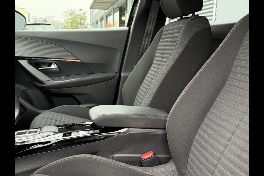 Peugeot e-2008 BWJ 2022 | 136PK EV Active SOH90% Pack 50 kWh | CLIMA | CAMERA | CARPLAY | NAVI | CRUISE | LMV |