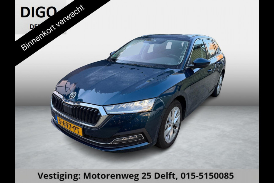Škoda Octavia Combi 1.5 e-TSI BUSINESS PLUS 150 PK 1e EIG AUTOMAAT SCHUIF/KANTEL PANORAMADAK.GROTE WEG KM !