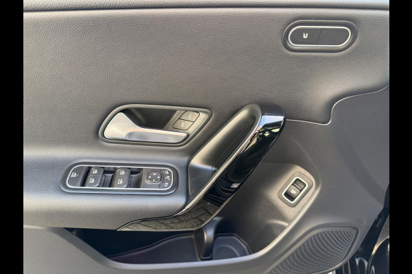 Mercedes-Benz CLA-Klasse AMG LMV18/CAM/NAVI/NIGHT/VIRTU/PANO