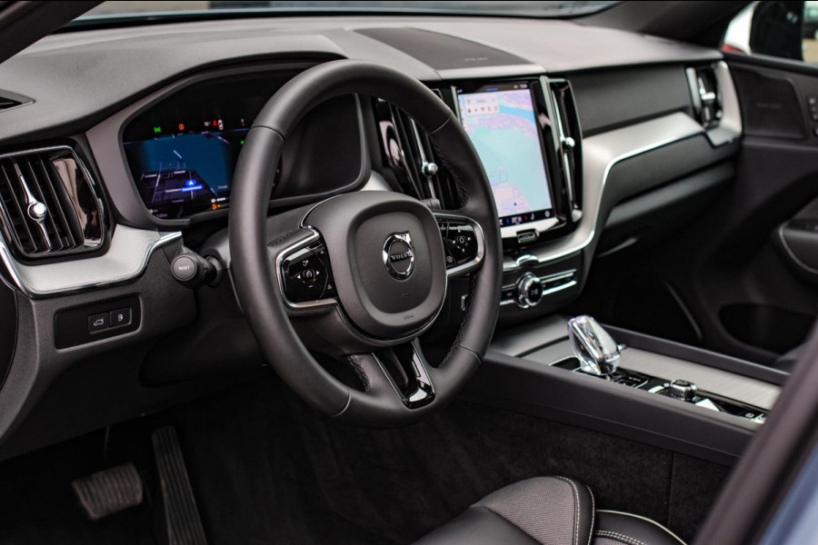 Volvo XC60 2.0 T6 Plug-in hybrid AWD Plus Dark *Pano*H/K*360 Camera*Leder*