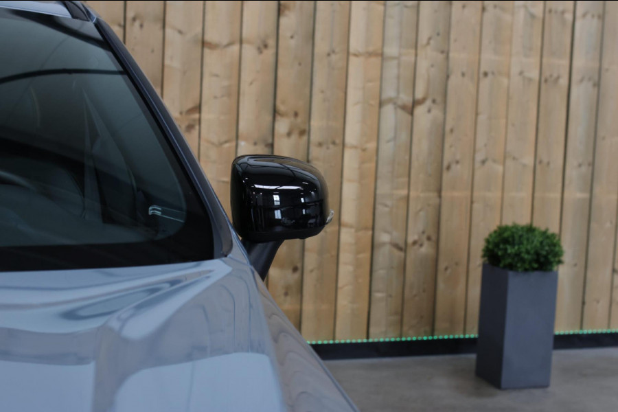 Volvo XC60 2.0 T6 Plug-in hybrid AWD Plus Dark *Pano*H/K*360 Camera*Leder*