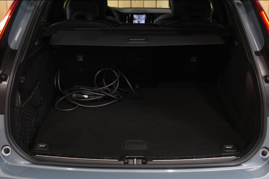 Volvo XC60 2.0 T6 Plug-in hybrid AWD Plus Dark *Pano*H/K*360 Camera*Leder*