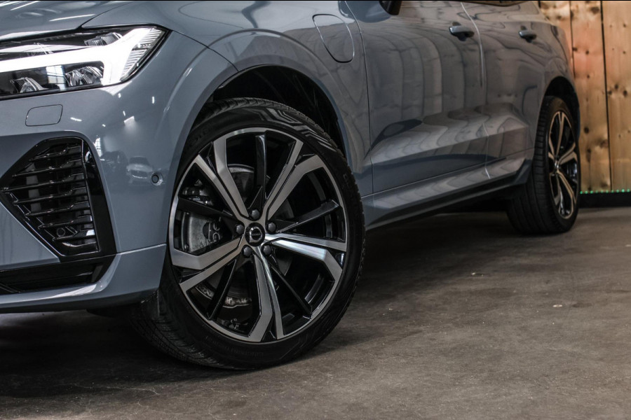 Volvo XC60 2.0 T6 Plug-in hybrid AWD Plus Dark *Pano*H/K*360 Camera*Leder*