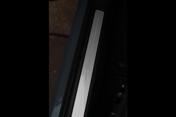 Volvo XC60 2.0 T6 Plug-in hybrid AWD Plus Dark *Pano*H/K*360 Camera*Leder*