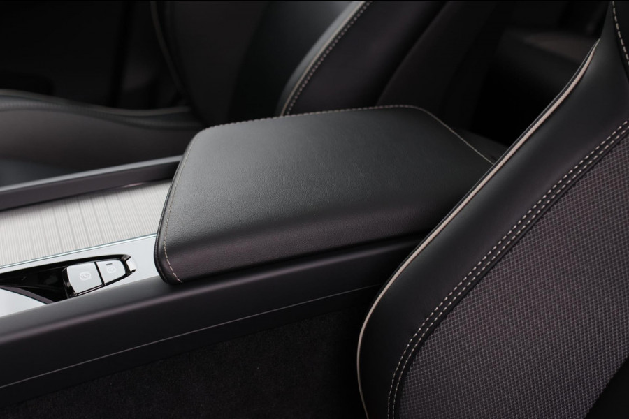 Volvo XC60 2.0 T6 Plug-in hybrid AWD Plus Dark *Pano*H/K*360 Camera*Leder*