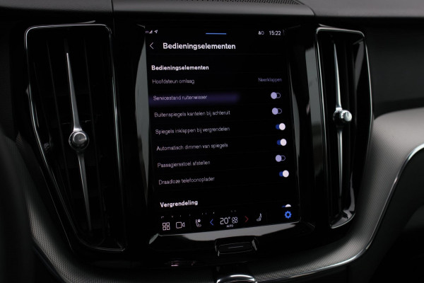 Volvo XC60 2.0 T6 Plug-in hybrid AWD Plus Dark *Pano*H/K*360 Camera*Leder*