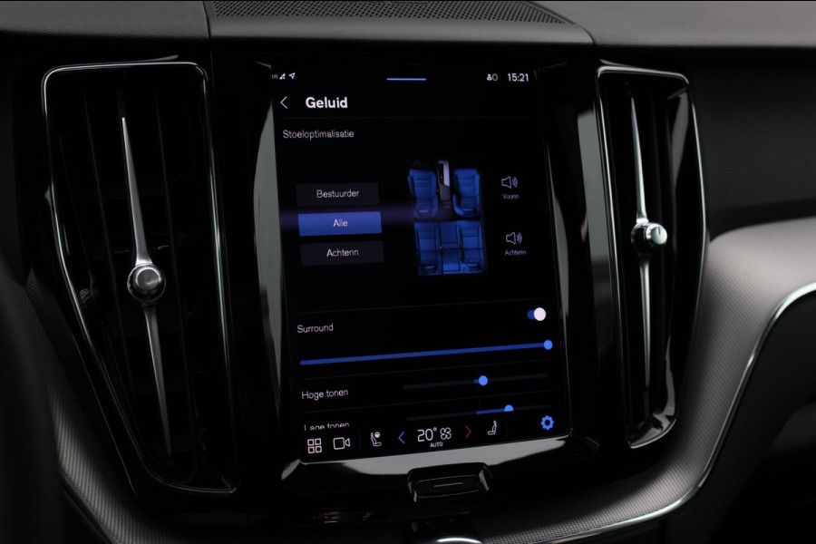 Volvo XC60 2.0 T6 Plug-in hybrid AWD Plus Dark *Pano*H/K*360 Camera*Leder*