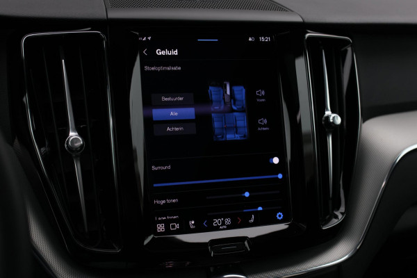 Volvo XC60 2.0 T6 Plug-in hybrid AWD Plus Dark *Pano*H/K*360 Camera*Leder*