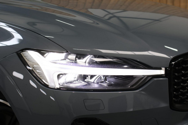Volvo XC60 2.0 T6 Plug-in hybrid AWD Plus Dark *Pano*H/K*360 Camera*Leder*