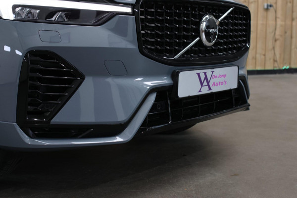 Volvo XC60 2.0 T6 Plug-in hybrid AWD Plus Dark *Pano*H/K*360 Camera*Leder*