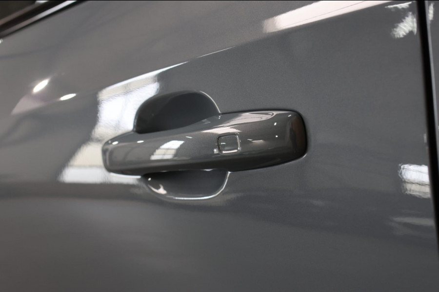 Volvo XC60 2.0 T6 Plug-in hybrid AWD Plus Dark *Pano*H/K*360 Camera*Leder*