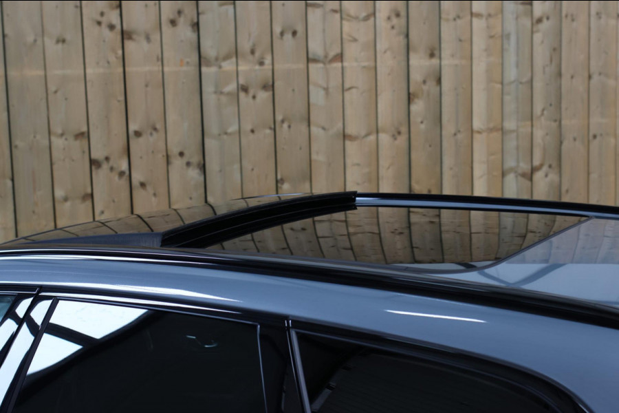 Volvo XC60 2.0 T6 Plug-in hybrid AWD Plus Dark *Pano*H/K*360 Camera*Leder*