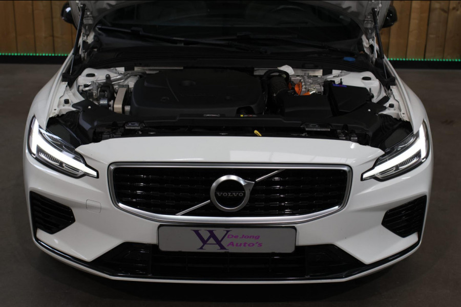 Volvo V60 2.0 T8 Twin Engine AWD R-Design *Pano*H/K*Head-Up*Keyless*